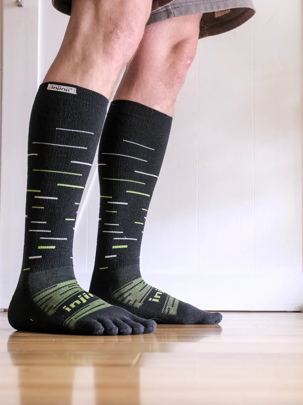 😎 Injunji Snow Socks - Picture 2 of 9